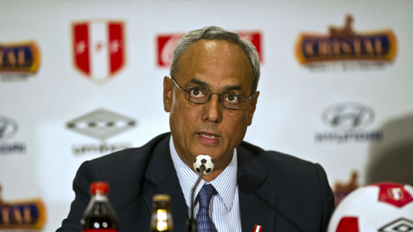 Manuel Burga, ex presidente del fútbol en Perú. Foto: Tomada de www.t13.cl