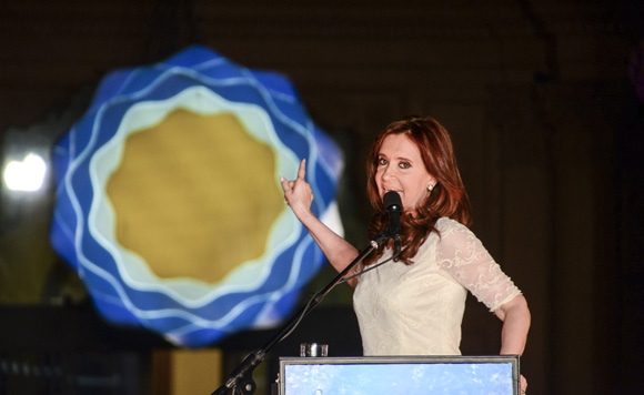 Despedida de Cristina Fernández de Kirchner en Plaza de Mayo. Foto: Kaloian/Cubadebate.