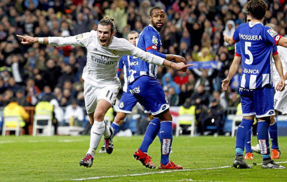 Bale demostró no estar triste por la marcha de Benítez, fue el MVP del partido.