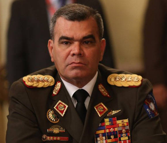 Vladimir Padrino López es ratificado como ministro de Defensa y jefe del Ceofanb. Foto:  @PresidencialVen.