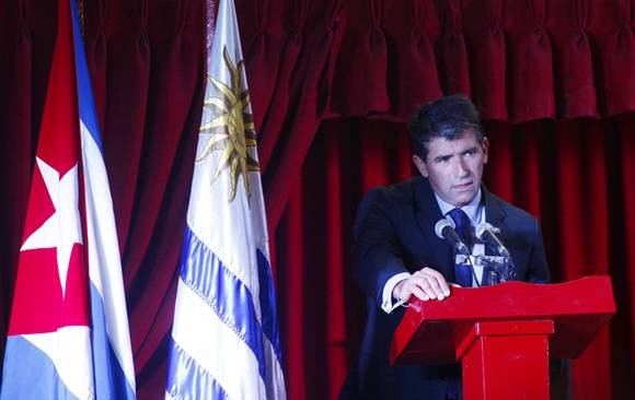 El Vicepresidente de Uruguay, Raúl Sandic, se refirió a las buenas relaciones históricas y actuales entre estas dos naciones. Foto: José Raúl Concepción/Cubadebate.