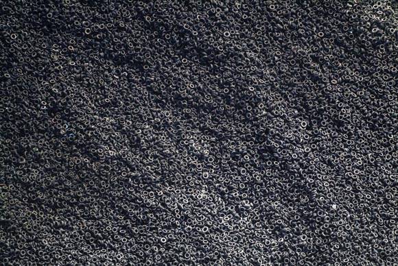 Vertedero de neumáticos usados visto desde la altura del vuelo de un pájaro. Foto: imgur.