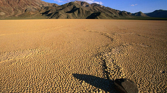 El Valle de la Muerte, en el oeste de los EE.UU., es el lugar donde se ha registrado la temperatura más alta del planeta. Foto: Getty Images.