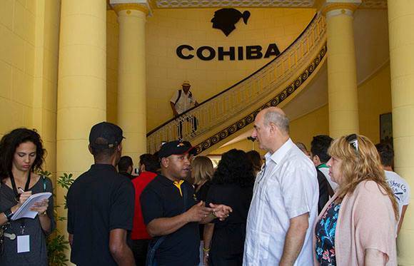 Recorrido por la fábrica de tabacos Cohíba. Festival del Habano 2016. Foto: Ismael Francisco/Cubadebate.