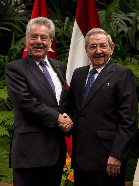 Inicia visita oficial a Cuba presidente federal de Austria, Heinz Fischer. Foto: Ismael Francisco/ Cubadebate