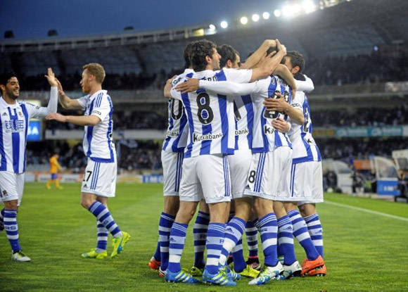 La Real celebra el gol. Foto: Josune Martínez/ Marca.