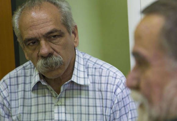 Dr. Jorge González y Alberto Falla. Foto: Ismael Francisco/ Cubadebate