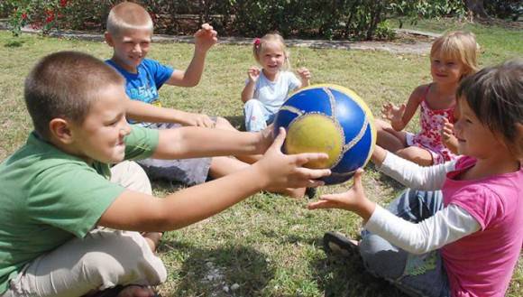 Hasta la fecha el Gobierno cubano ha prestado apo­yo a unos 24 000 infantes.