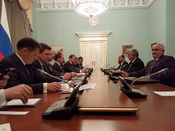 Medvedev y Díaz-Canel hacen balance positivo a las relaciones entre Rusia y Cuba en reunión sostenida esta tarde. Foto: Cuenta en Twitter de Rogelio Sierra, Viceministro de Relaciones Exteriores de Cuba