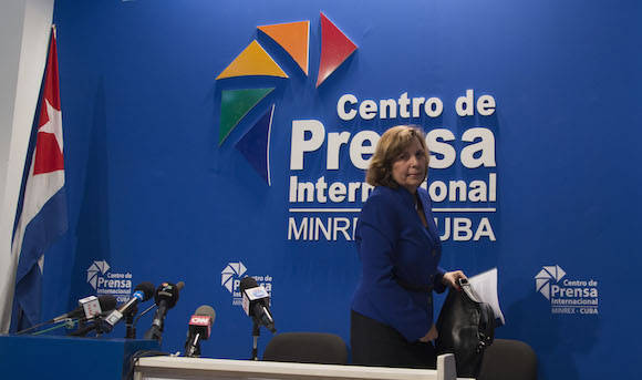 Conferencia de prensa de Josefina Vidal, directora general de EEUU de la Cancillería cubana, tras la tercera ronda de la Comisión Bilateral Cuba-EEUU. Foto: Ismael Francisco/ Cubadebate