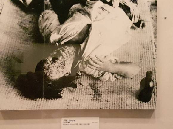 "Hecho criminal, innecesario  y moralmente  injustificable". Imagen de una víctima que se conserva en el Museo de la Bomba Atómica. Foto: RogelioSierraD/ Twitter