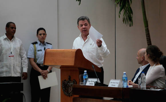 Intervención de Juan Manuel Santos Calderón, presidente de la República de Colombia, en la Ceremonia de Firma de Acuerdos sobre Cese al Fuego y de Hostilidades Bilateral y Definitivo, Dejación de las Armas y Garantías de Seguridad entre el Gobierno de Colombia y las FARC-EP. Foto: Ladyrene Pérez/ Cubadebate
