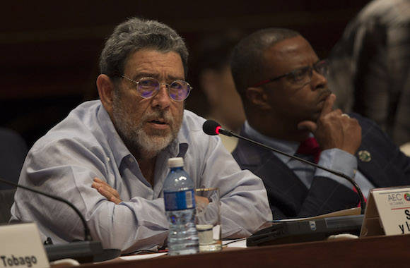 Ralph Gonsalves interviene en la VII Cumbre de la Asociación de Estados del Caribe. Foto: Ismael Francisco/ Cubadebate