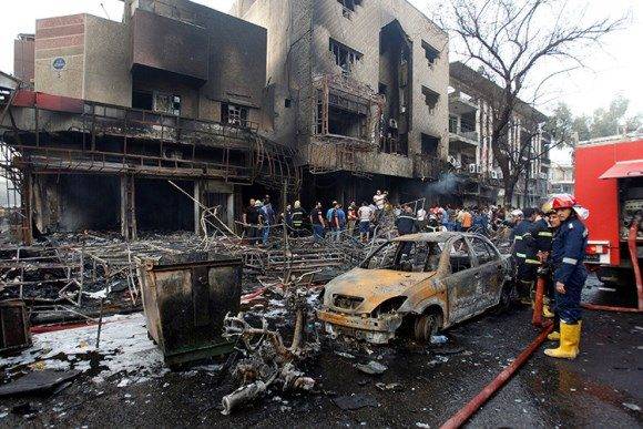 Coche bomba deja 130 muertos y 200 heridos. Foto: Reuters.