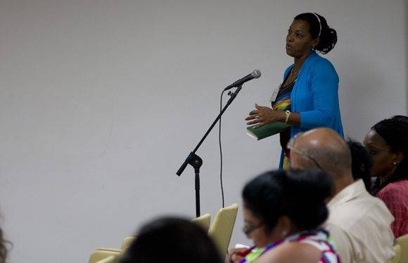 Trabajo en la Comisión de Salud y Deporte. Foto: Ladyrene Pérez/ Cubadebate.