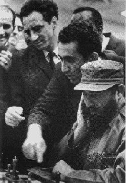 Petrosian asesora a Fidel.
