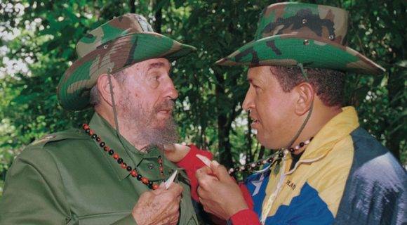 Fidel Castro y Hugo Chávez en Canaima.