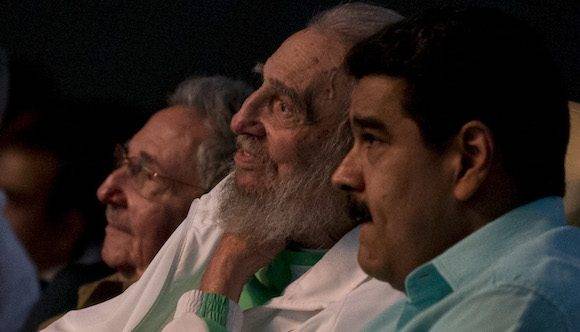 Cumpleaños 90 de Fidel Castro en el Teatro Karl Marx, de La Habana, el 13 de agosto de 2016. Foto: Ismael Francisco/ Cubadebate