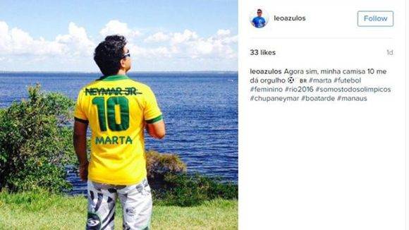 Ahora sí, mi camiseta número 10 me da orgullo, escribió el usuario de Instagram Leonardo Souza (@leoazulos).