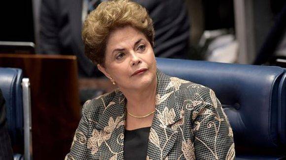 Dilma durante el juicio. Foto: AFP. 