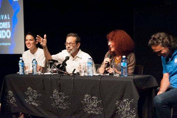 Conferencia de prensa sobre el Festival de Contratenores celebrada en la sede de la compañía teatral "El Ciervo Encantado" en el Vedado habanero. Foto: Iván Soca.