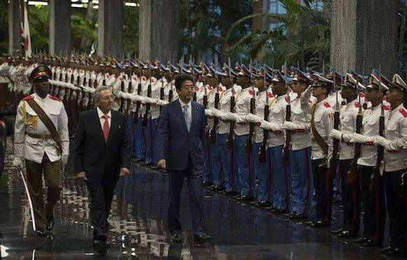 Primer Ministro de Japón en Cuba. Foto: Ismael Francisco/ Cubadebate