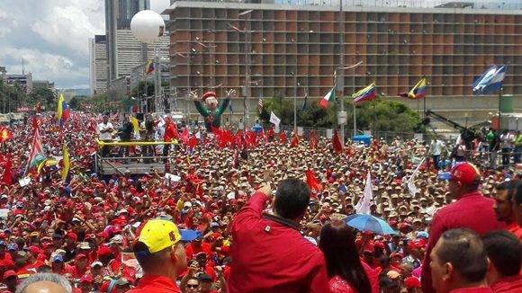 Nicólas Maduro: la oposición fracasó una vez más, la victoria es de la paz y del pueblo. 