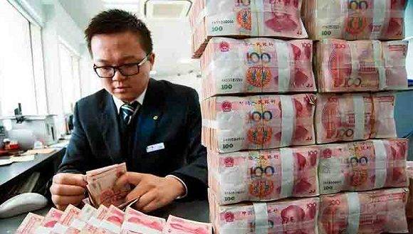 China-dinero-banco