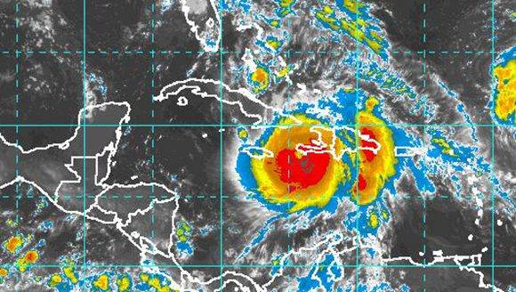 Matthew ta azota a Haití y sus bandas de nublados comienzan a influir sobre oriente cubano. Fuente: INSMET.