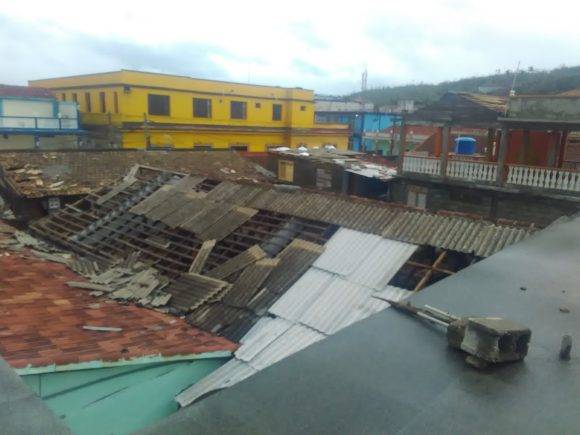 Imágenes de Baracoa después del Huracán Matthew. Fuente: @Labaracoesa