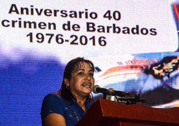 Sucelys Morfa González, Primera Secretaria de la Unión de Jóvenes Comunistas (UJC) , durante su intervención en el acto político cultural por el Día de las Víctimas del Terrorismo de Estado, y en ocasión del Aniversario 40 del Crimen de Barbados, realizado en el Teatro Lázaro Peña, en La Habana, el 6 de octubre de 2016. ACN FOTO/ Abel PADRÓN PADILLA/ rrcc