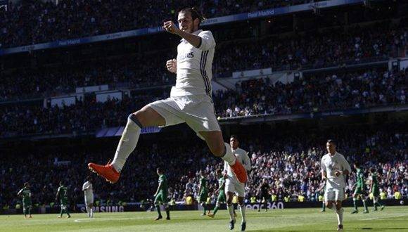 Gareth Bale celebra uno de sus goles ante el Leganés. Foto tomada de MARCA.