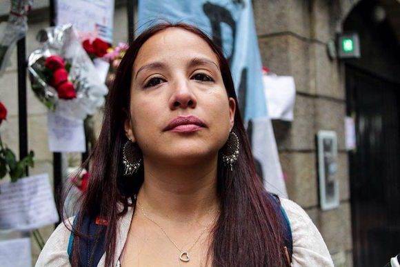 La hija de Hernando Calvo Ospina en el homenaje a Fidel en Argentina.
