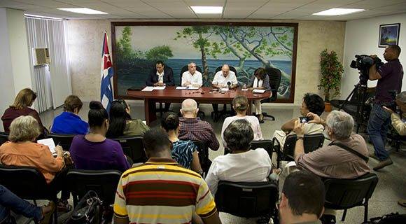 Autoridades cubanas anuncian reinicio de vuelos regulares desde Estados Unidos a La Habana, a partir del 28 de noviembre de 2016. Foto: Ismael Francisco/ Cubadebate