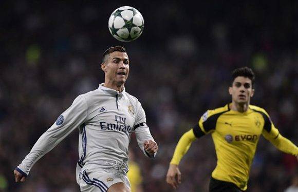 Cristiano sigue a dos goles de los 100 en competición europea y con 96 en Champions. Tuvo una oportunidad clara pero envió el balón al palo. Foto: AFP.