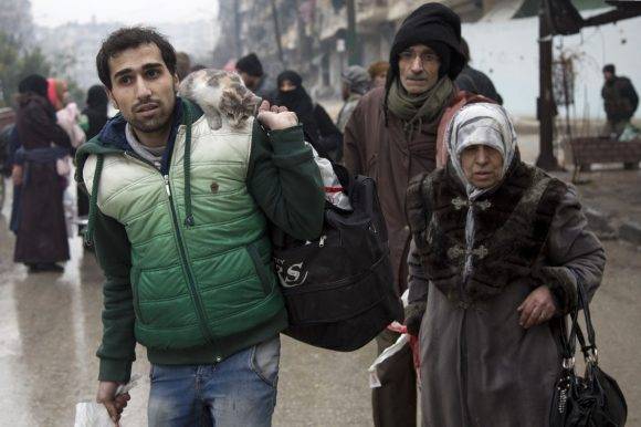 Evacuación de civiles en Alepo. Foto: AFP.