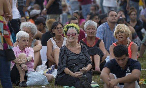 Un público de todas las edades. Foto: Ismael Francisco / Cubadebate.