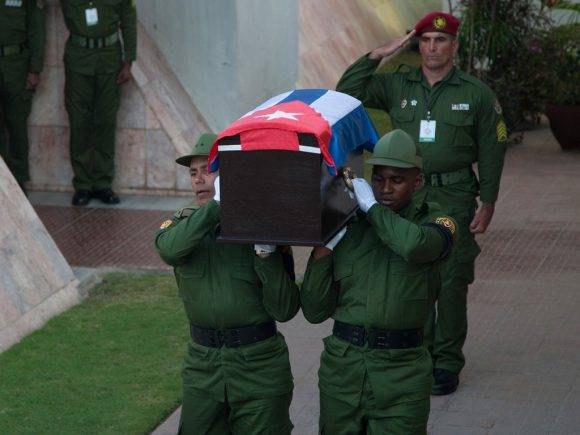 La escolta de Fidel. Foto: Fernando Medina/Cubahora