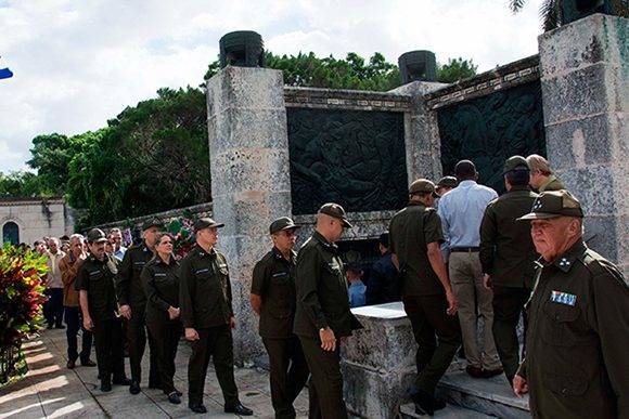 Honras fúnebres del General de División Carlos Fernández Gondín, Héroe de la República de Cuba, y Ministro del Interior (MININT). Foto: Marcelino Vázquez/ ACN.