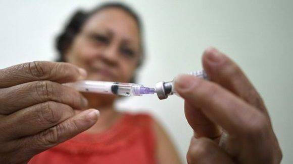 Se incrementan peligrosamente los casos de dengue en Brasil. Foto AFP.