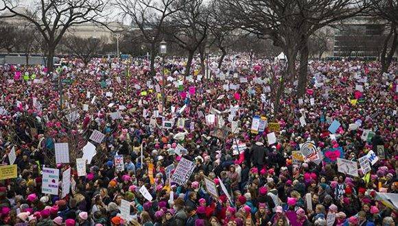 La Marcha de las Mujeres convoca a miles de personas contra Donald Trump en Washington. Foto: EFE.