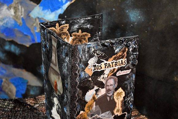“Dos patrias” es una de las novedades editoriales en esta Feria. Foto: Cinthya García Casañas/ Cubadebate.
