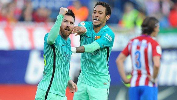 Messi y Neymar celebran el gol de la victoria ante el Atlético de Madrid. Foto: Denis Doyle/ Getty.