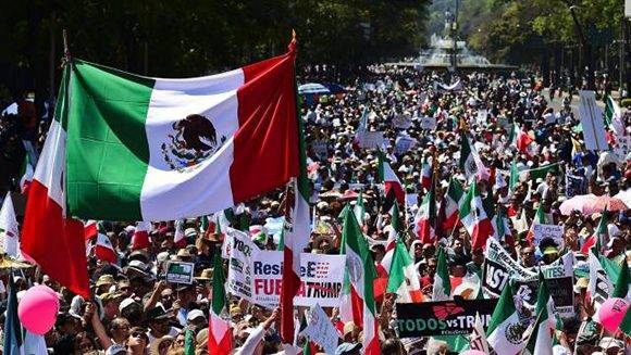 México se lanza a las calles para protestar contra las políticas discriminatorias de Donald Trump. Foto: Ronaldo Schemidt/ AFP.