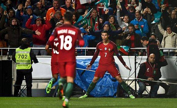 Cristiano ha marcado todo tipo de goles en esta fase de clasificación y es el cuarto europeo con más tantos con la selección de la historia. Foto: Melo Moreira/ AFP. 