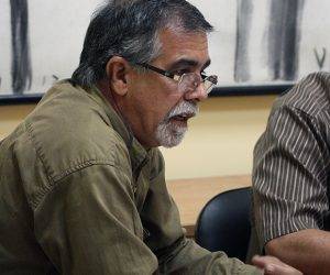 Daniel Rafuls Pineda durante la grabación del podcast de Cubadebate. Foto: José Raúl Concepción/ Cubadebate.
