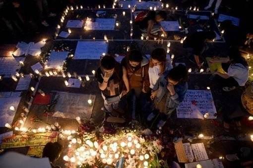 Homenajean a las niñas muertas en Guatemala. Foto tomada de Telesur.