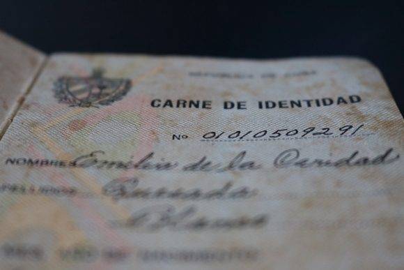 Sin embargo, su documento de identidad lo confirma: el nacimiento de María Emilia fue registrado el 5 de enero del año 1901. Foto: Darío Gabriel Sánchez García/Cubadebate.