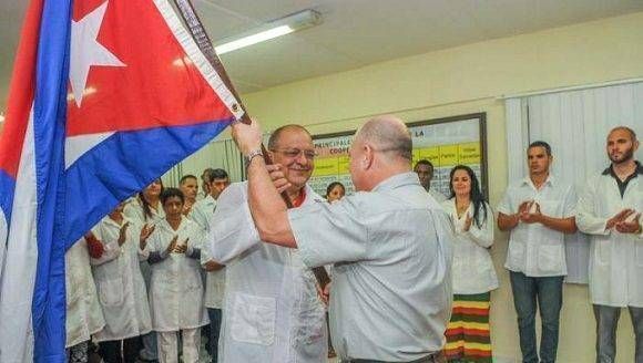 medicos-cubanos-a-peru