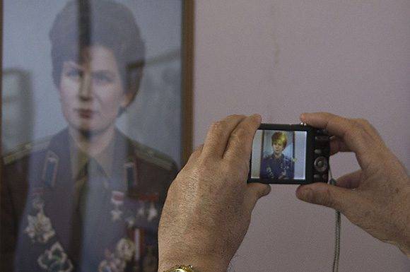 Inaugurada Exposición Fotográfica de Valentina Tereshkova, primera mujer cosmonauta del mundo. Foto: Ismael Francisco/Cubadebate.